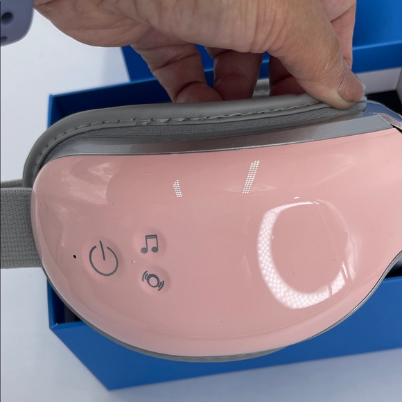 Blue Electronics Box - Picture 5 of 6